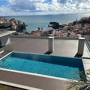 https://deluxe-bay-view.madeira-islandshotels.com