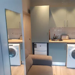 Spacious Studio-dublin 3 Dublín